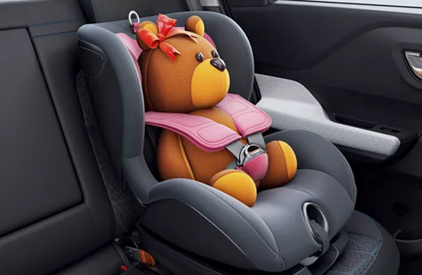 supports ISOFIX 1